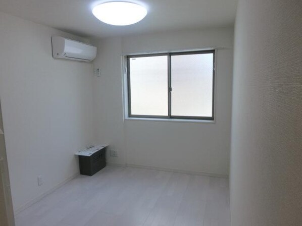 エルプレミア梅島の物件内観写真